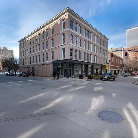 Apartment With King Bed In Downtown Louisville Exterior photo