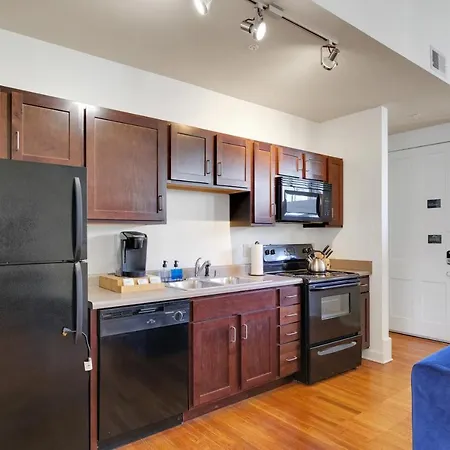 Apartment With King Bed In Downtown Louisville Exterior photo